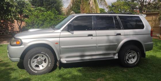 MITSUBISHI PAJERO 2.8 GLS 4X4 8V TURBO DIESEL 4P AUTOMÁTICO MITSUBISHI PAJERO 2.8 GLS 4X4 8V TURBO DIESEL 4P AUTOMÁTICO